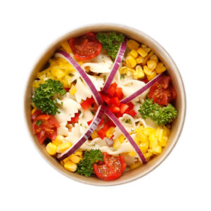 Salade de farfalle aux crudités et sauce yaourt
